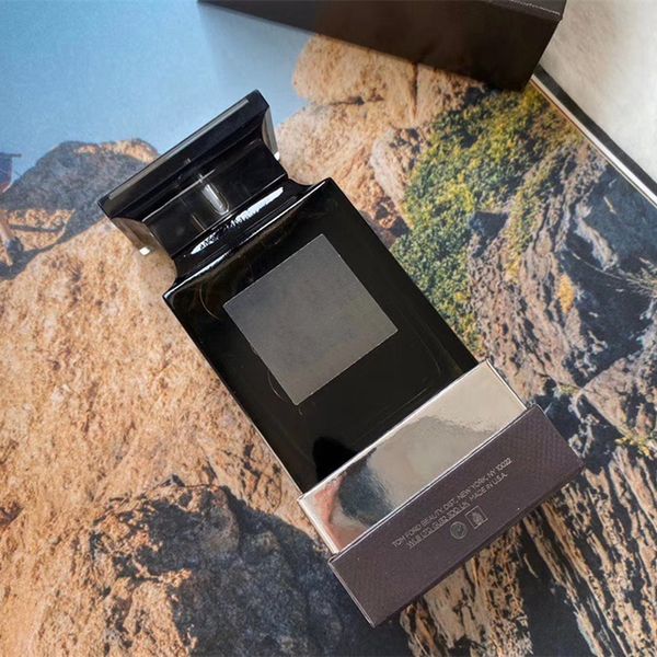 luxuries designer women perfume oud wood 100ml edp intense parfum good quality 100ml long lasting pleasant fragrance 3.3fl.oz spray fast shi
luxuries designer women perfume oud wood 100ml edp intense parfum good quality 100ml long lasting pleasant fragrance 3.3fl.oz spray fast shi
