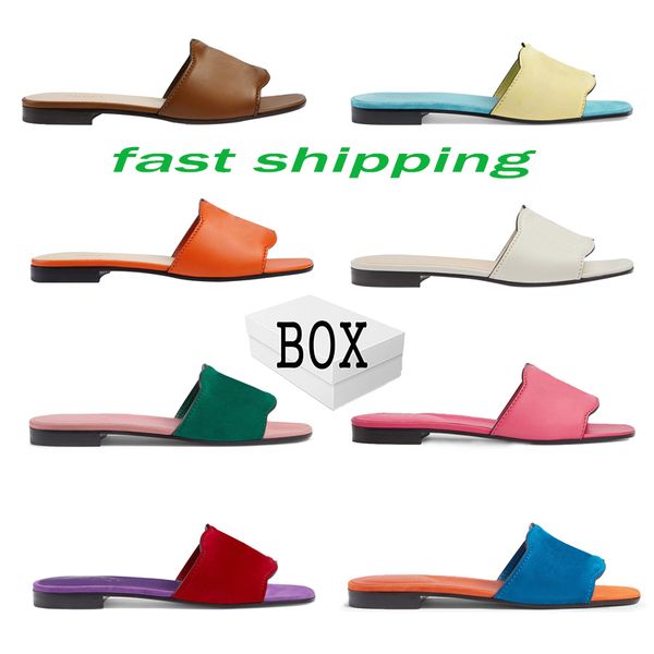 2023 slippers diamond pattern bread slippers thick soled raised women wear lovers' beach shoes 35-42, Black
2023 slippers diamond pattern bread slippers thick soled raised women wear lovers' beach shoes 35-42, Black