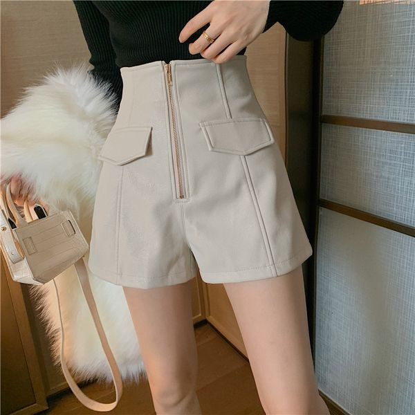 women's shorts spring autumn pu women casual loose high waist leather ladies all match zipper black white wide leg 230411, White;black
women's shorts spring autumn pu women casual loose high waist leather ladies all match zipper black white wide leg 230411, White;black