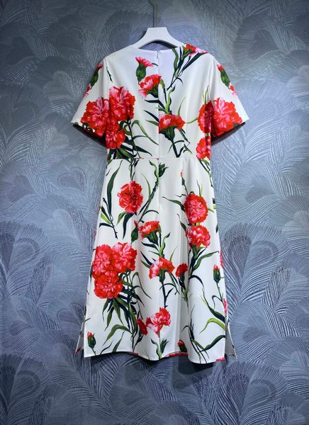 2023 summer new dress colorful print round neck short sleeve sleeves wrapped up to show slim and elegant style dress for women, Black;gray
2023 summer new dress colorful print round neck short sleeve sleeves wrapped up to show slim and elegant style dress for women, Black;gray