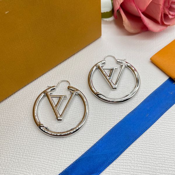 luxury women letter stud earing louisity designer brand earring viutonity fashion jewelry hoop metal crystal pearl earring cjeweler women�, Golden;silver
luxury women letter stud earing louisity designer brand earring viutonity fashion jewelry hoop metal crystal pearl earring cjeweler women�, Golden;silver