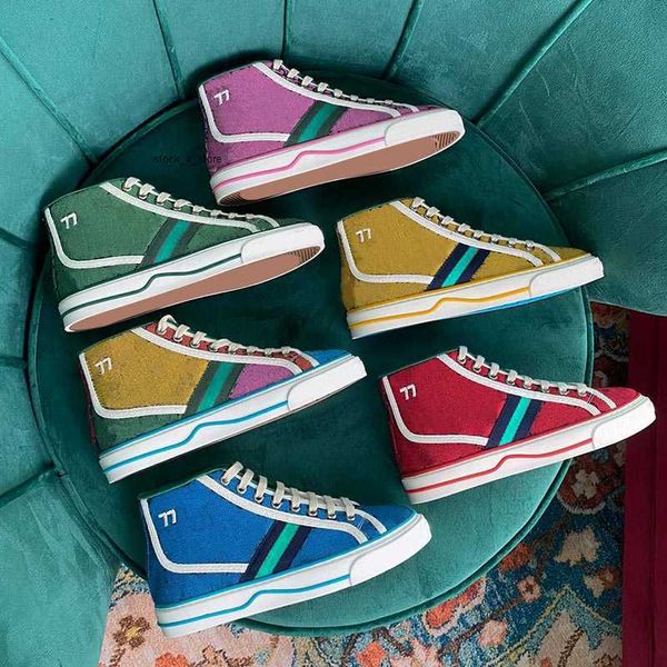 classic couples high-luxurys designers canvas casual shoes women men mens sneakers loafers lace up fashion desgin shoe womens with box size, Black
classic couples high-luxurys designers canvas casual shoes women men mens sneakers loafers lace up fashion desgin shoe womens with box size, Black