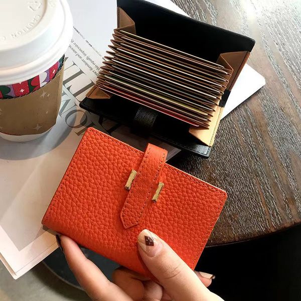 classic design short wallet card bag women's small exquisite high-grade 2023 new large capacity anti-degaussing multi-card wallet luxur, Red;black
classic design short wallet card bag women's small exquisite high-grade 2023 new large capacity anti-degaussing multi-card wallet luxur, Red;black