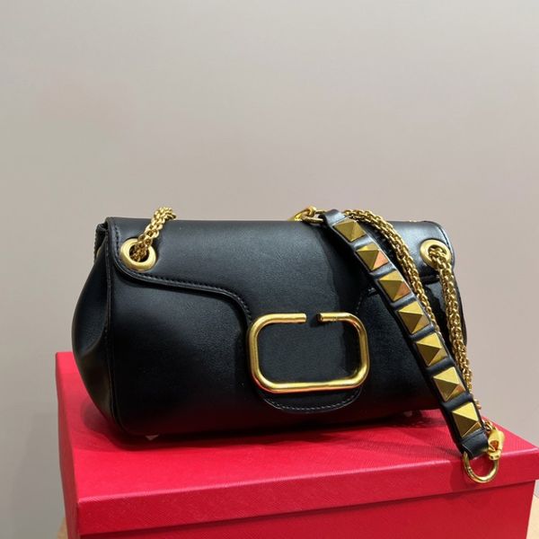 shoulder designers bags women bags handbags temperament luxury brand lady chains leather messenger bag purse dust bags
shoulder designers bags women bags handbags temperament luxury brand lady chains leather messenger bag purse dust bags