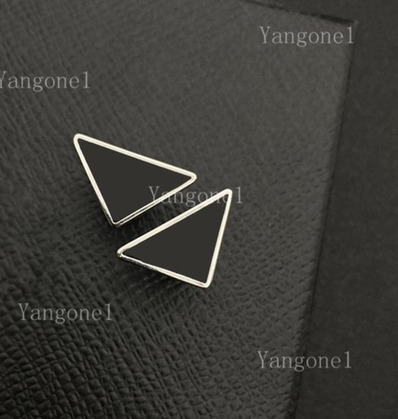 2021 charm fashion hip hop stud earring for men women letter earrings party wedding lovers gift engagement jewelry bride2285517, Golden;silver
2021 charm fashion hip hop stud earring for men women letter earrings party wedding lovers gift engagement jewelry bride2285517, Golden;silver