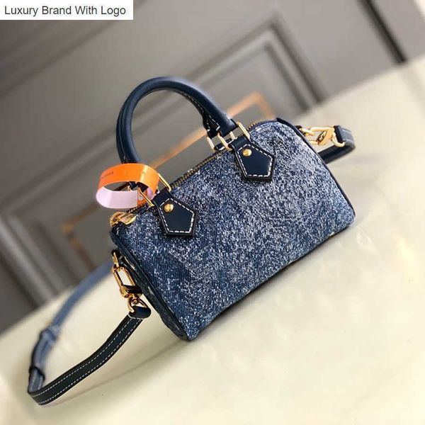 bag handbags shoulder bags high imitation designer shoulder bag genuine leather handbag m81085 16cm zl172 zs4z, Black
bag handbags shoulder bags high imitation designer shoulder bag genuine leather handbag m81085 16cm zl172 zs4z, Black