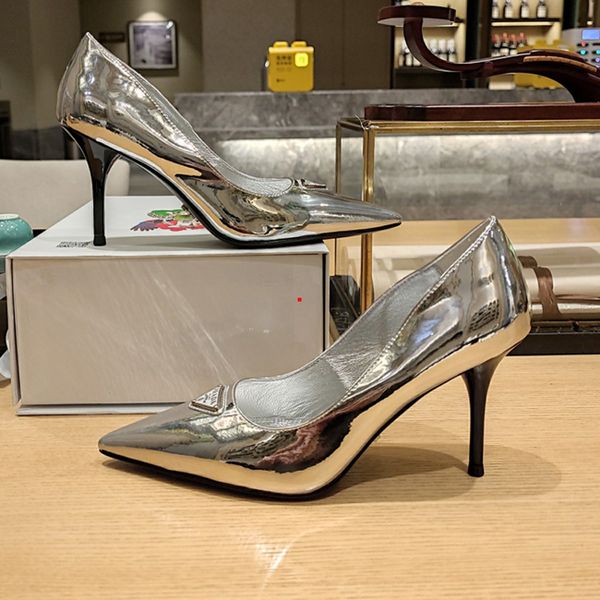 2023 with box designer shoe pumps sandals high heels senior quality summer womens s lady black khaki leather peep toes straps rivets dress s
2023 with box designer shoe pumps sandals high heels senior quality summer womens s lady black khaki leather peep toes straps rivets dress s