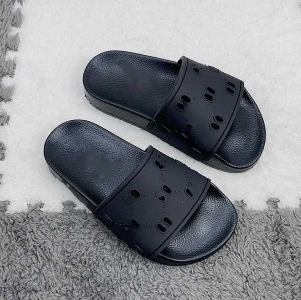 designers slides double g rubber slippers kids toddler fashion luxurys platform sandal thick bottom hollow out flats summer beach shoes pool, Black
designers slides double g rubber slippers kids toddler fashion luxurys platform sandal thick bottom hollow out flats summer beach shoes pool, Black