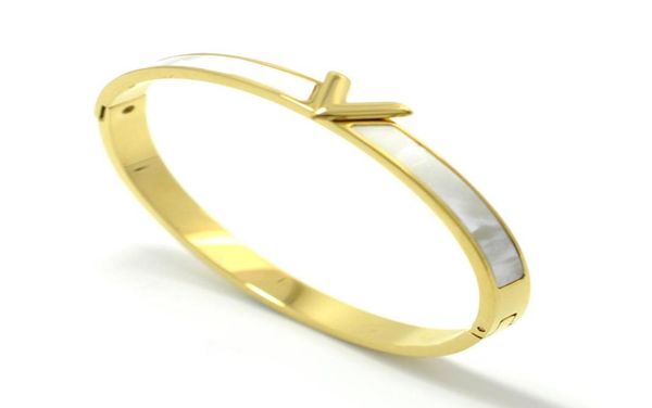 2021 women bracelet gold designer jewellery v bangle stainless steel white shell simple charm wedding engagement bride gift womens5313925, Black
2021 women bracelet gold designer jewellery v bangle stainless steel white shell simple charm wedding engagement bride gift womens5313925, Black
