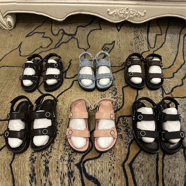 paseos flat comfort sandal with signatures logo on the upper for a relaxed summery look sneaker sandal famous brand sandals for men women be, Black
paseos flat comfort sandal with signatures logo on the upper for a relaxed summery look sneaker sandal famous brand sandals for men women be, Black