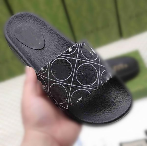 2023 luxury designer women slippers summer fashion new non-slip flat ggity sandal open toes flat ladies outdoor beach sandals gg3e, Black
2023 luxury designer women slippers summer fashion new non-slip flat ggity sandal open toes flat ladies outdoor beach sandals gg3e, Black