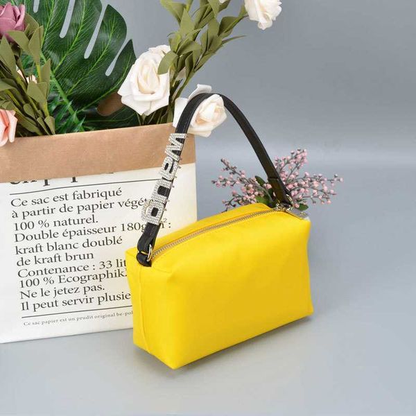 new imitation silk rhinestone wang one shoulder bag fashion diamond women bags designer luxury handbag
new imitation silk rhinestone wang one shoulder bag fashion diamond women bags designer luxury handbag