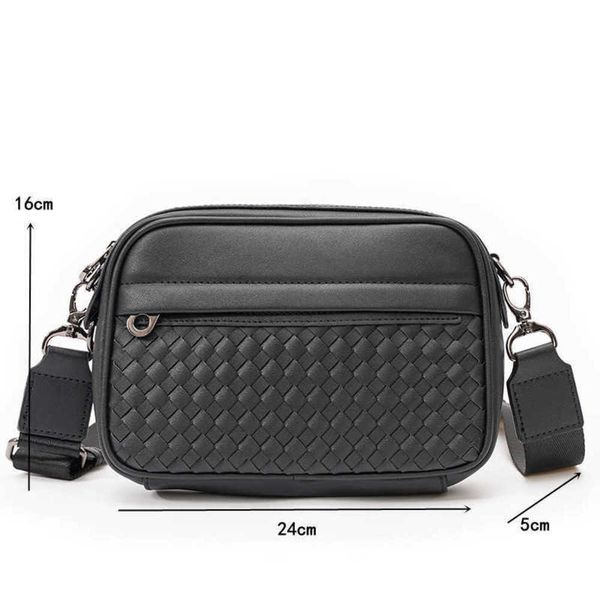 woven pu leather men's backpack business casual backpack men student schoolbag large-capacity fashion travel lapbackpacks 230411
woven pu leather men's backpack business casual backpack men student schoolbag large-capacity fashion travel lapbackpacks 230411