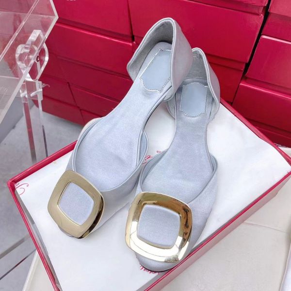 2022 summer new hollow elephant sandals gray patent cowhide square buckle shoe women's hollow flat metal square toe sandals, Black
2022 summer new hollow elephant sandals gray patent cowhide square buckle shoe women's hollow flat metal square toe sandals, Black