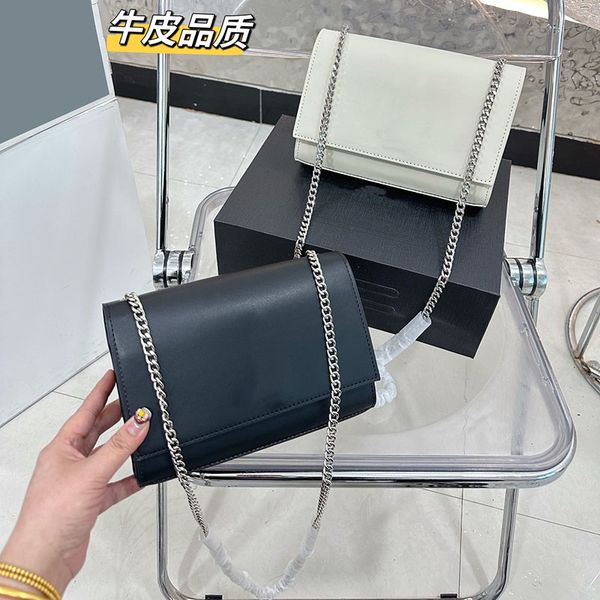bags messenger chain designer bag clamshell box 2 color fashion bags seam leather ladies metal black adjustable bag middle underarm pack21.5
bags messenger chain designer bag clamshell box 2 color fashion bags seam leather ladies metal black adjustable bag middle underarm pack21.5