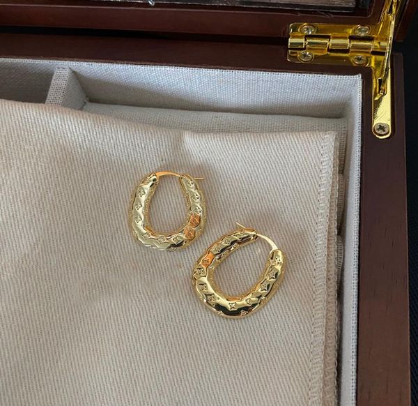 20style fashion designer stud earrings for women letter jewelry copper crystal diamond female brass stainless steel accessories2266607, Golden;silver
20style fashion designer stud earrings for women letter jewelry copper crystal diamond female brass stainless steel accessories2266607, Golden;silver