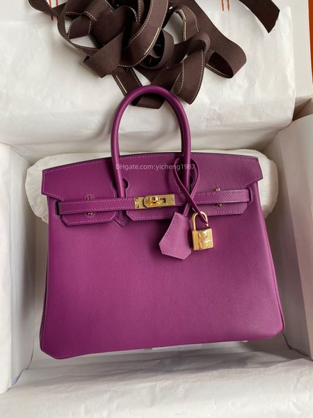 10a handbag anemone purple gold hardware tote luxury designers bag brand fully handmade itally swift leather wax line stitching many colors, Black;red
10a handbag anemone purple gold hardware tote luxury designers bag brand fully handmade itally swift leather wax line stitching many colors, Black;red