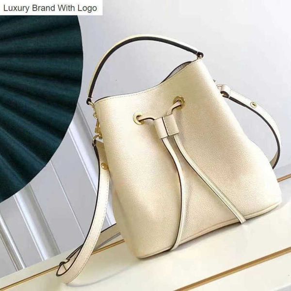 bag handbags drawstring high imitation designer bucket bag neonoe bb real leather lady the large capacity bag m45715 20cm zl057 6iii, Black
bag handbags drawstring high imitation designer bucket bag neonoe bb real leather lady the large capacity bag m45715 20cm zl057 6iii, Black