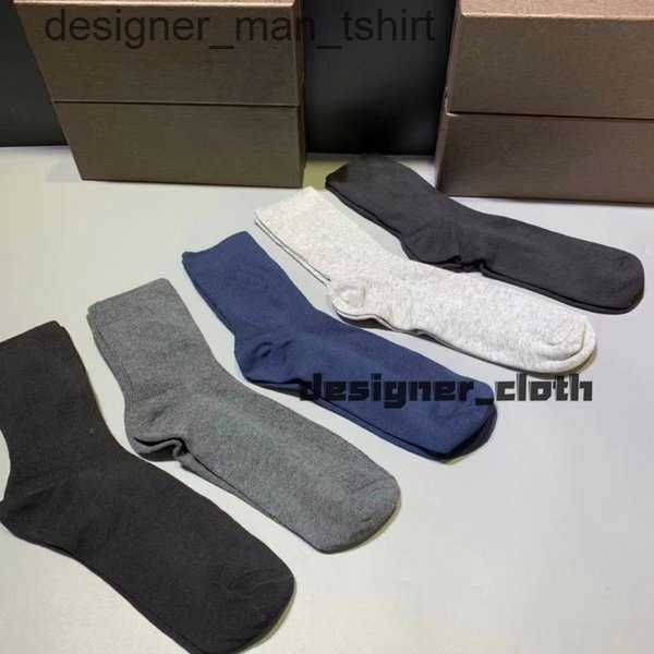 embroidered tiger socks: warm cotton knit for men & women. fashionable letter design in autumn & winter. gift box set., Black
embroidered tiger socks: warm cotton knit for men & women. fashionable letter design in autumn & winter. gift box set., Black