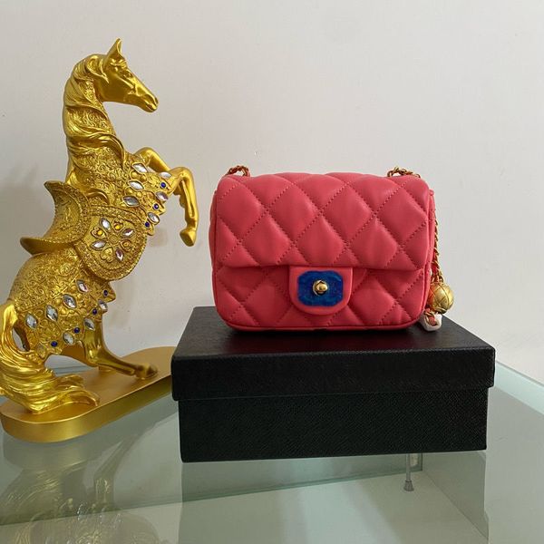 designer bag handbag shoulder channel cf chain bag clutch flap totes bags wallet check velour thread purse double letters solid hasp square
designer bag handbag shoulder channel cf chain bag clutch flap totes bags wallet check velour thread purse double letters solid hasp square