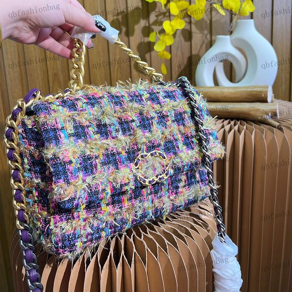 classic designer womens shoulder bag cf wool plaid ribbon portable diagonal span bag hardware metal buckle thin chain color card clip bags m
classic designer womens shoulder bag cf wool plaid ribbon portable diagonal span bag hardware metal buckle thin chain color card clip bags m