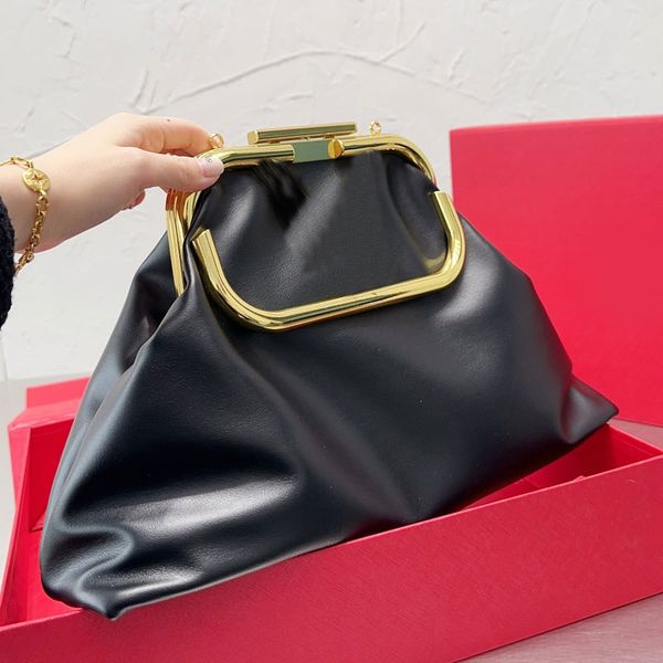 women clutch shoulder cross body bags handbag plain genuine leather gold hardware letter buckle removable shoulder strap women pouch purse
women clutch shoulder cross body bags handbag plain genuine leather gold hardware letter buckle removable shoulder strap women pouch purse