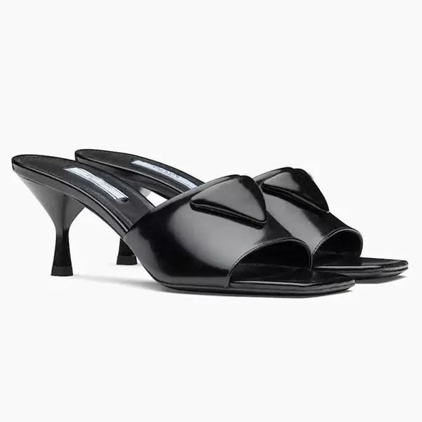 luxurys designers sandals brushed leather women slippers high heels pumps inverted triangle flip flops flat slides screen-printed ladies sho, Black
luxurys designers sandals brushed leather women slippers high heels pumps inverted triangle flip flops flat slides screen-printed ladies sho, Black