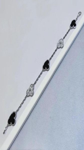 2022 charm bracelet with five flowers black agate diamond for women wedding jewelry gift in platinum plated ps4024a7453566, Golden;silver
2022 charm bracelet with five flowers black agate diamond for women wedding jewelry gift in platinum plated ps4024a7453566, Golden;silver