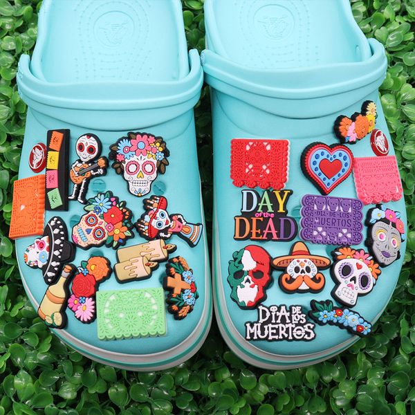 wholesale 100pcs pvc mexican day of the dead designer charms skull skeleton accessories shoe buckle for wristband croc jibz button clog, White;pink
wholesale 100pcs pvc mexican day of the dead designer charms skull skeleton accessories shoe buckle for wristband croc jibz button clog, White;pink