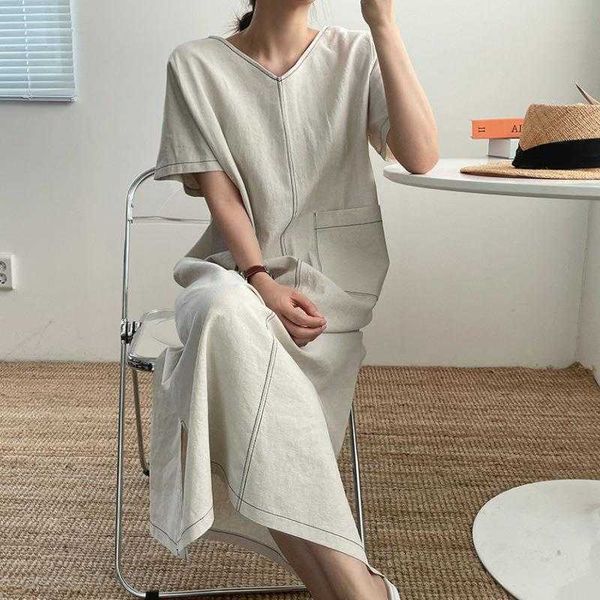chic korean v-neck dress w/ bright embellishments, pockets & slit - casual & loose fit in cotton, Black;gray
chic korean v-neck dress w/ bright embellishments, pockets & slit - casual & loose fit in cotton, Black;gray