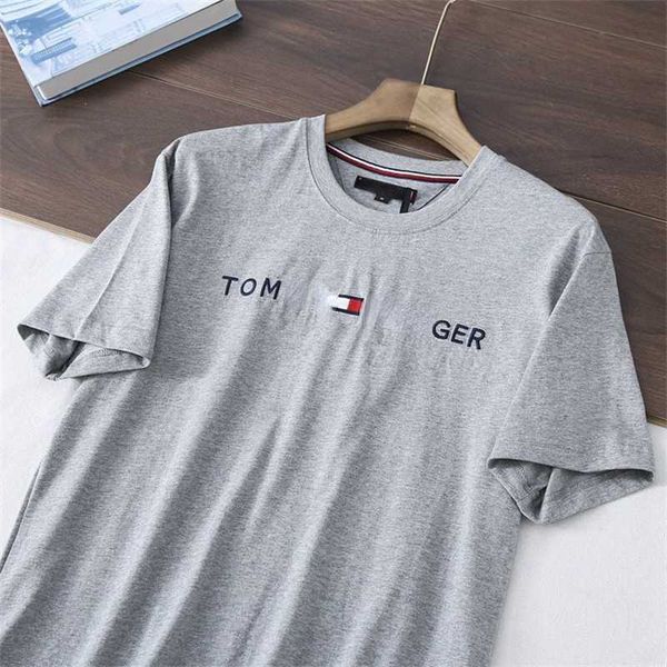 mens designer t shirt 2023 summer casual printed short sleeve t-shirt fashion brand cotton couple tee, White;black
mens designer t shirt 2023 summer casual printed short sleeve t-shirt fashion brand cotton couple tee, White;black