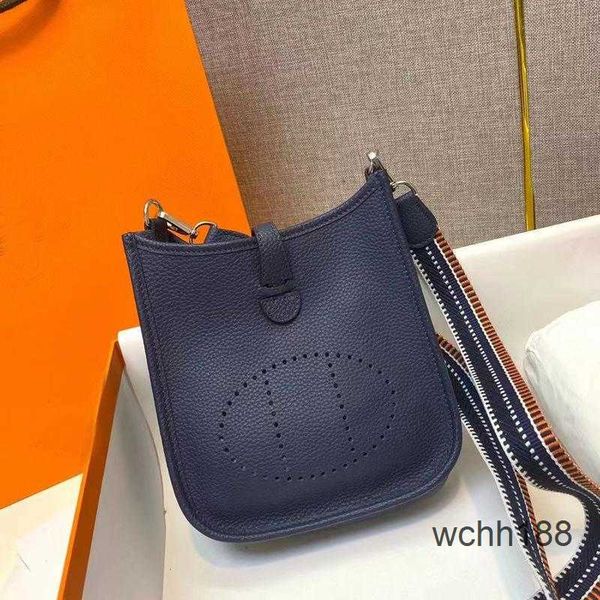 tote designer evelyns bag bags leather 2023 messenger herma togo cowhide lychee pattern hollow mini out one shoulder bucket 2w0s
tote designer evelyns bag bags leather 2023 messenger herma togo cowhide lychee pattern hollow mini out one shoulder bucket 2w0s