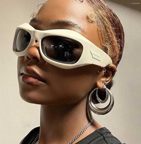 sunglasses unique irregular hip hop for women brand stripe leg arc cool sun glasses men y2k vintage gothic shades motion current 77ess, White;black
sunglasses unique irregular hip hop for women brand stripe leg arc cool sun glasses men y2k vintage gothic shades motion current 77ess, White;black