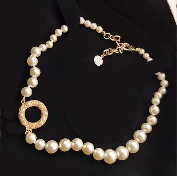 pendant necklaces luxury jewelry, new pearl rhinestone necklace, fashionable and elegant twist pattern collarbone sweater chain jewelry for, Silver
pendant necklaces luxury jewelry, new pearl rhinestone necklace, fashionable and elegant twist pattern collarbone sweater chain jewelry for, Silver