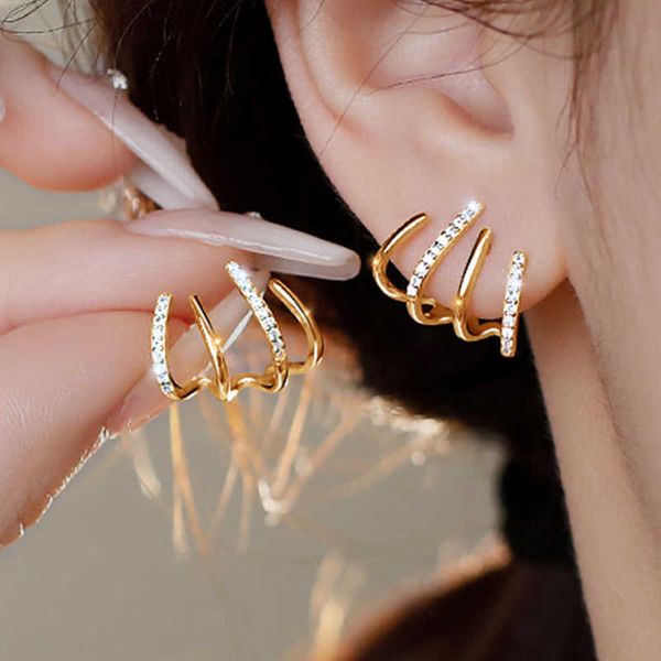 stud korean style shiny 4 claws ear stud for women exquisite 3a zircon multilayer earrings girls jewelry halloween accessories p230411, Golden;silver
stud korean style shiny 4 claws ear stud for women exquisite 3a zircon multilayer earrings girls jewelry halloween accessories p230411, Golden;silver