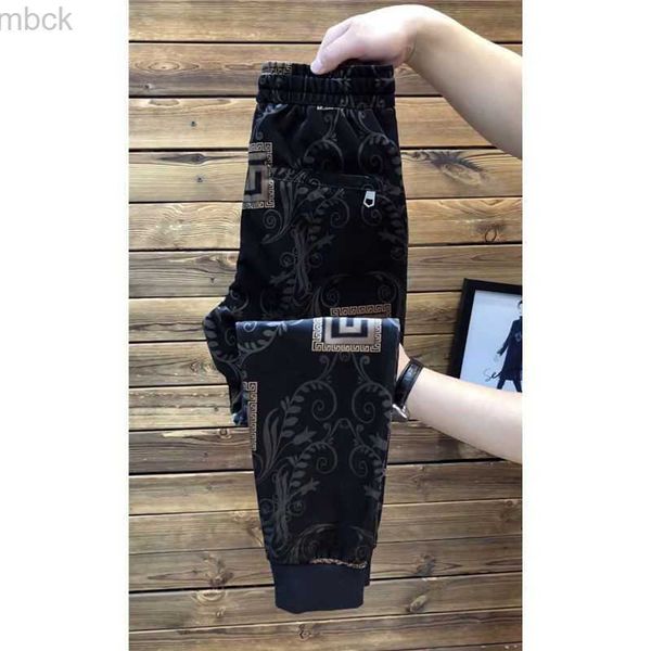 men's pants 2023 spring and autumn new men's stretch casual pants high-end small foot pants print trendy loose leg pants, Black
men's pants 2023 spring and autumn new men's stretch casual pants high-end small foot pants print trendy loose leg pants, Black