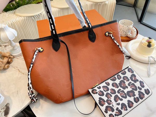 european 2023 women's leather bag famous designer handbags ladies handbags fashion handbags women's shopping bags backpacks
european 2023 women's leather bag famous designer handbags ladies handbags fashion handbags women's shopping bags backpacks