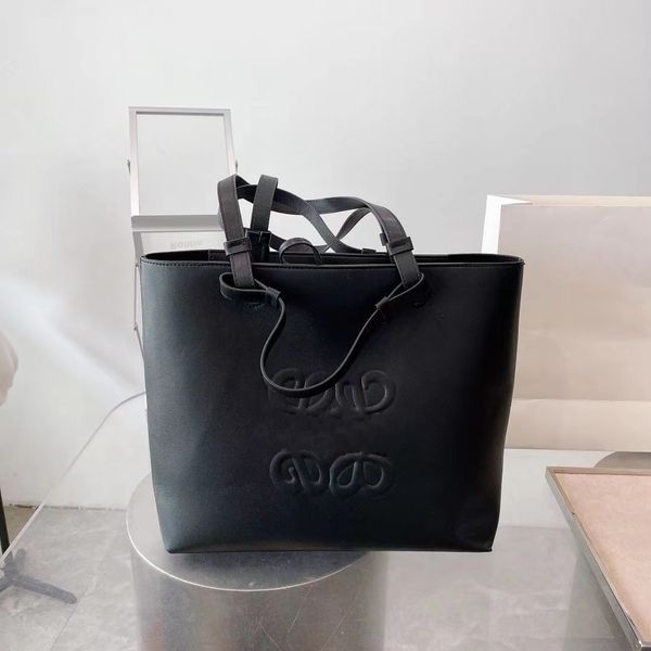 lowe bag high-end leather shopping bag designer handbag new lowe book large capacity tote bag women's fashion brand going out commuting
lowe bag high-end leather shopping bag designer handbag new lowe book large capacity tote bag women's fashion brand going out commuting