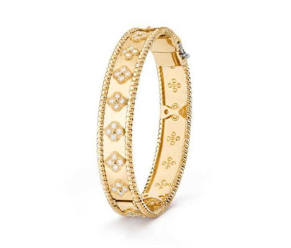 charm bracelets signature bracelet vanclee four-leaf clover star kaleidoscope three-color gold bracelet for womens girls valentine's je, Silver
charm bracelets signature bracelet vanclee four-leaf clover star kaleidoscope three-color gold bracelet for womens girls valentine's je, Silver