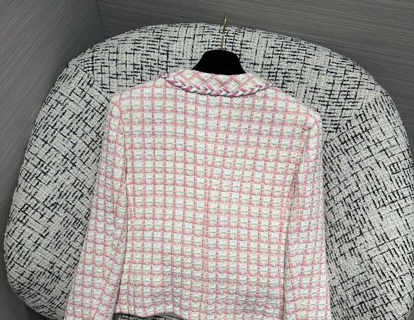 chan home new 2023 spring women's brand jacket fashion grade autumn winter chains logo tweed coat leisure spring coats cardigan birthda, Black;brown
chan home new 2023 spring women's brand jacket fashion grade autumn winter chains logo tweed coat leisure spring coats cardigan birthda, Black;brown