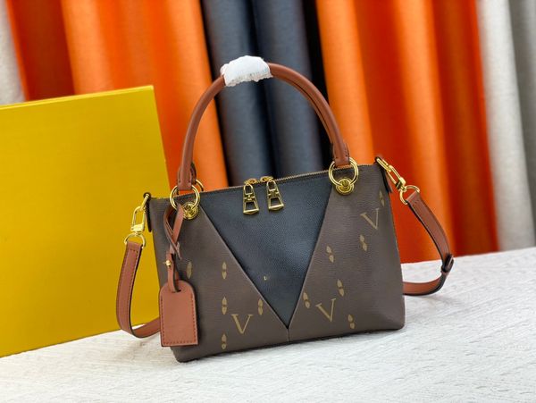 designer handbag by classic shoulder chain bag tote double zipper open and close tote purse grain leather metal detachable bag strap easy to
designer handbag by classic shoulder chain bag tote double zipper open and close tote purse grain leather metal detachable bag strap easy to