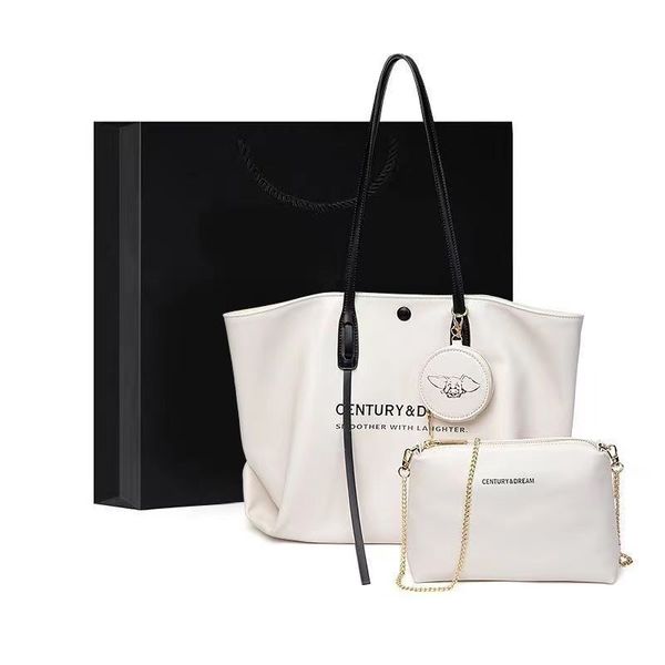 sports bag female new fashion commuting shopping autumn and winter female bag single shoulder bag large capacity son mother tote bag
sports bag female new fashion commuting shopping autumn and winter female bag single shoulder bag large capacity son mother tote bag