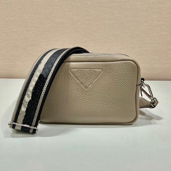 7a shoulder bags women 1bd082 camera bag triangle handbag purse double zipper removable adjustable fashion braided letters two straps cowhid
7a shoulder bags women 1bd082 camera bag triangle handbag purse double zipper removable adjustable fashion braided letters two straps cowhid