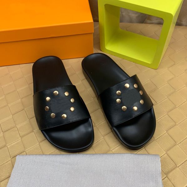 2023 men classic slippers designer outdoor shoes beach sandals summer flats male brand platform scuffs size 38-46, Black
2023 men classic slippers designer outdoor shoes beach sandals summer flats male brand platform scuffs size 38-46, Black