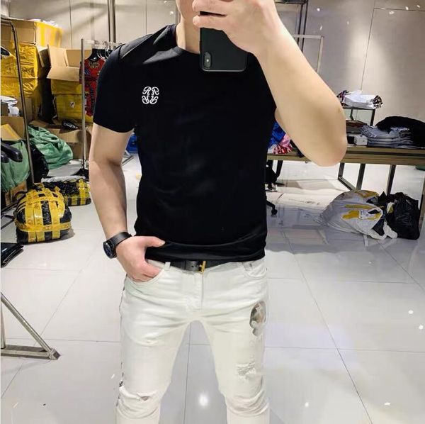 men's t-shirts designer 2023 summer mercerized cotton t-shirt men's short sleeve fashion brand solid color casual european fit kor, White;black
men's t-shirts designer 2023 summer mercerized cotton t-shirt men's short sleeve fashion brand solid color casual european fit kor, White;black