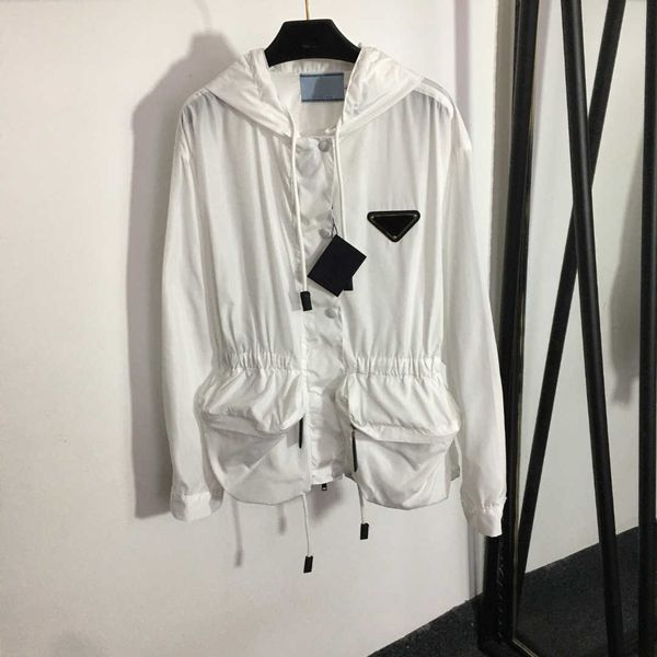 23ss womens jacket womens designer clothing letter zipper pocket elastic waist long-sleeved hooded trench coat zipper coat women clothes, Black;brown
23ss womens jacket womens designer clothing letter zipper pocket elastic waist long-sleeved hooded trench coat zipper coat women clothes, Black;brown