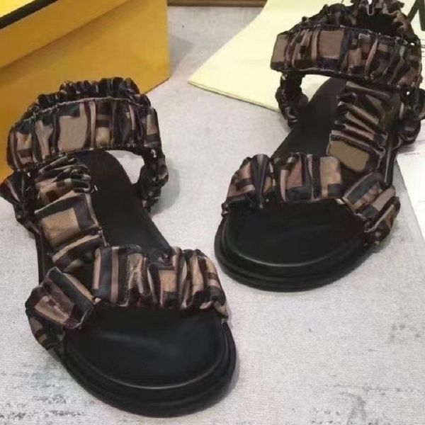2023 fashion women men sandal luxury designer lady gentlemen colorful canvas letter anatomic leather slide 6 style model with bubble wrap bo, Black
2023 fashion women men sandal luxury designer lady gentlemen colorful canvas letter anatomic leather slide 6 style model with bubble wrap bo, Black