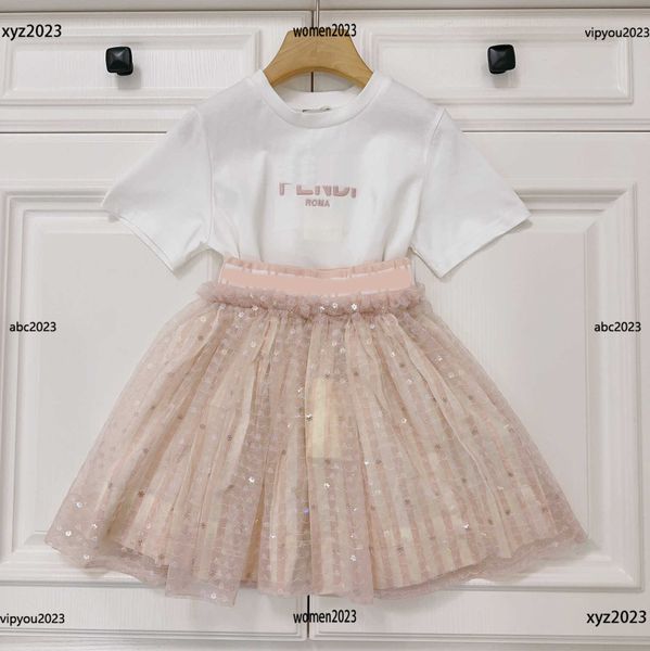kids tracksuits girls dress sets size 100-160 cm 2pcs round neck t-shirt and sparkling design pleated skirt april11, White
kids tracksuits girls dress sets size 100-160 cm 2pcs round neck t-shirt and sparkling design pleated skirt april11, White