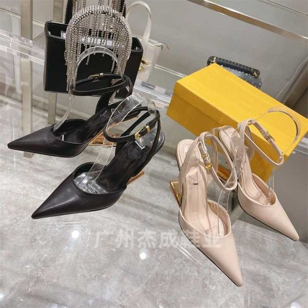 2023 new french celebrity pointed shallow mouth sheepskin back strap high heel shaped baotou hollow single shoe, Black
2023 new french celebrity pointed shallow mouth sheepskin back strap high heel shaped baotou hollow single shoe, Black