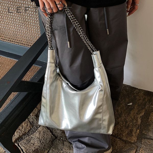 evening bags y2k style silver leather big chain shoulder underarm side bags for women luxury brand armpit handbags and purses 230413
evening bags y2k style silver leather big chain shoulder underarm side bags for women luxury brand armpit handbags and purses 230413
